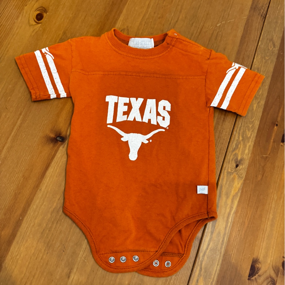 Texas onesie size 6 months
